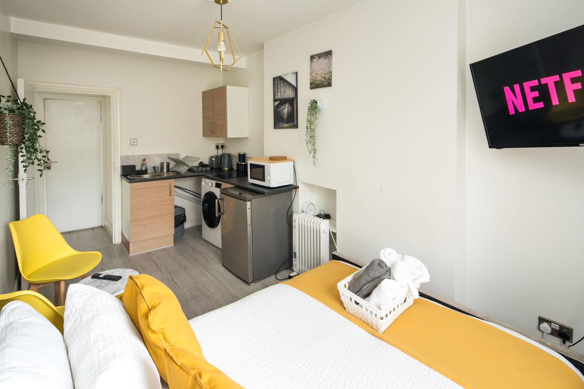 Spacious Studio For Up To 4! Sofa Bed 伦敦 外观 照片