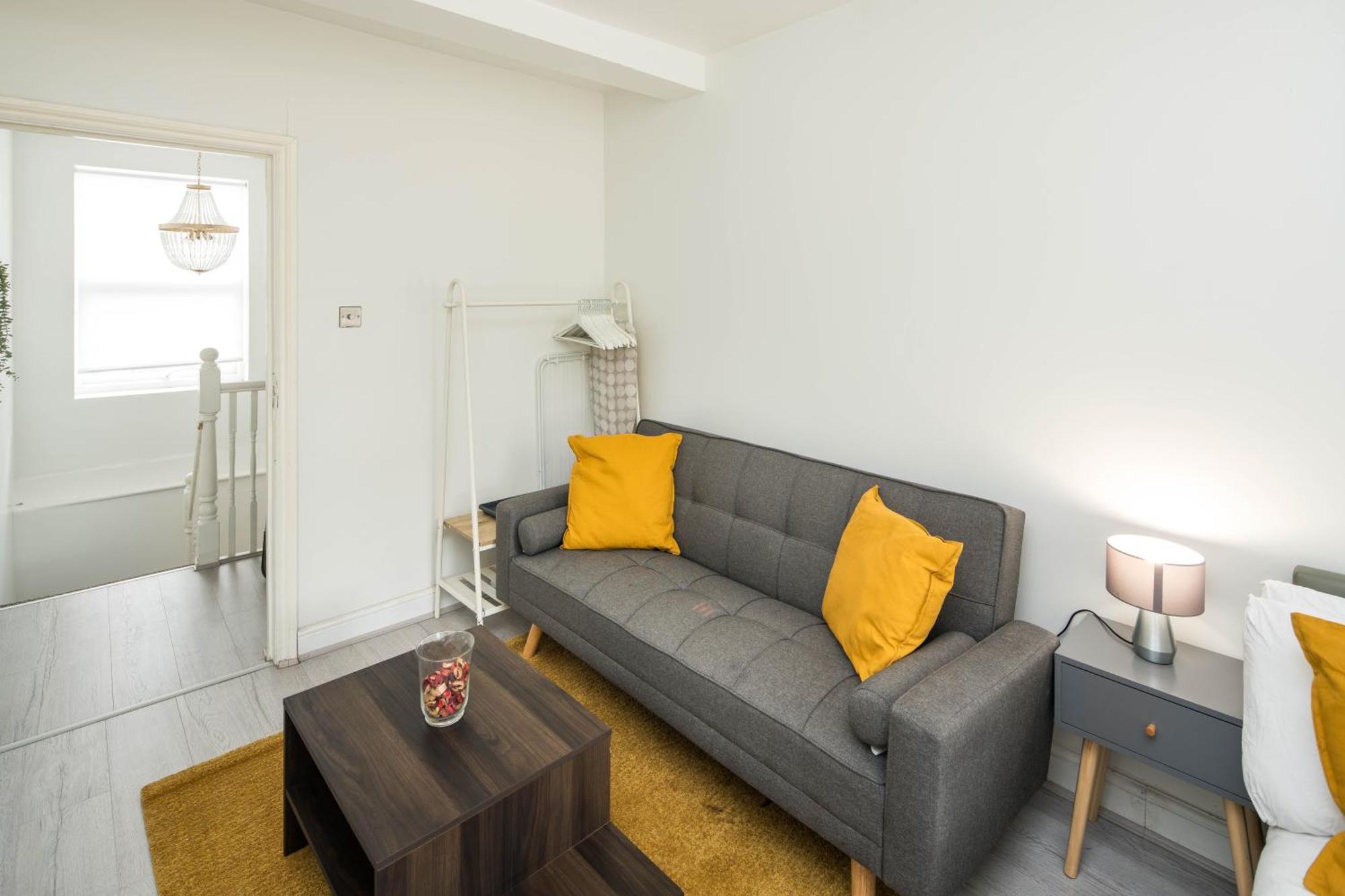 Spacious Studio For Up To 4! Sofa Bed 伦敦 外观 照片
